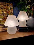 Paar dépoliert Satin Muranoglas Pilzlampes mit handbemalt weiß Muster, vintage-italienisch Nachttischlichts