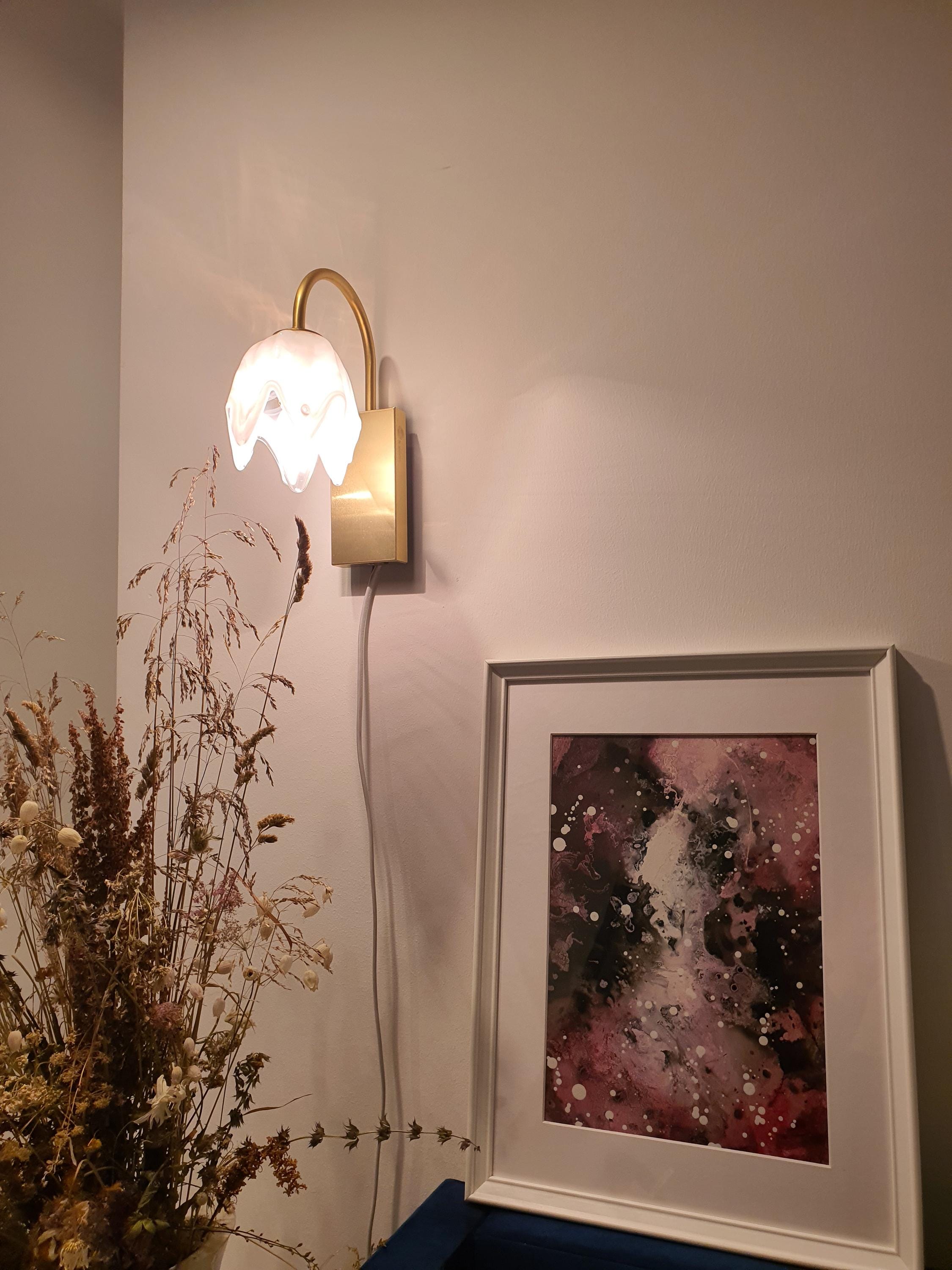 La Murrina Murano Glass Tulip Wall Sconce: Vintage Art Deco Lighting