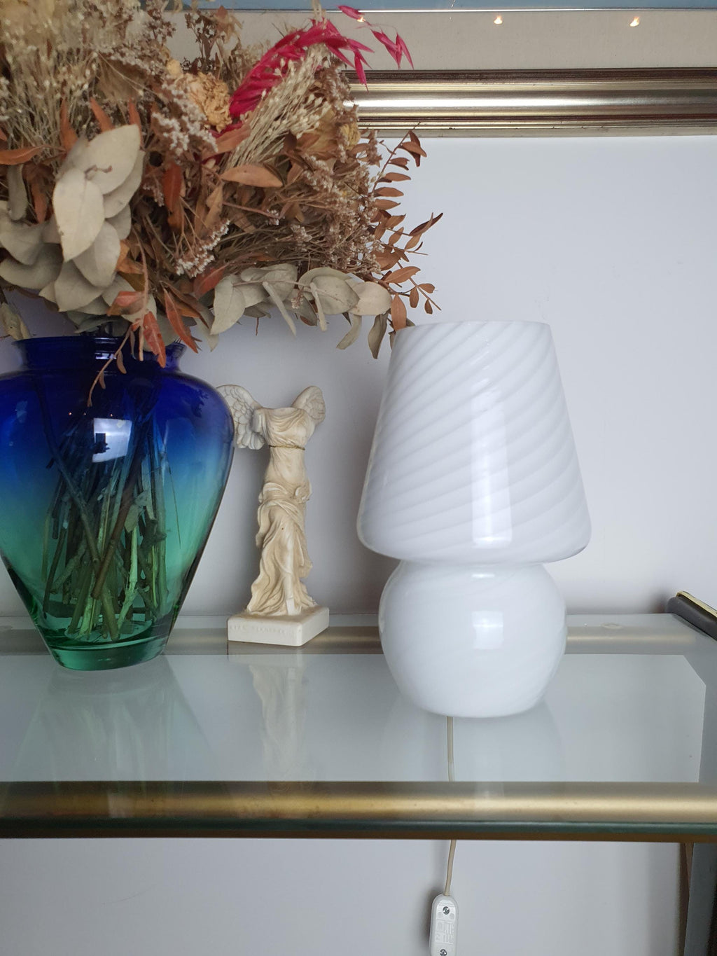 Vintage Murano Glass Mushroom Lamp: Mid-Century Modern White Swirl