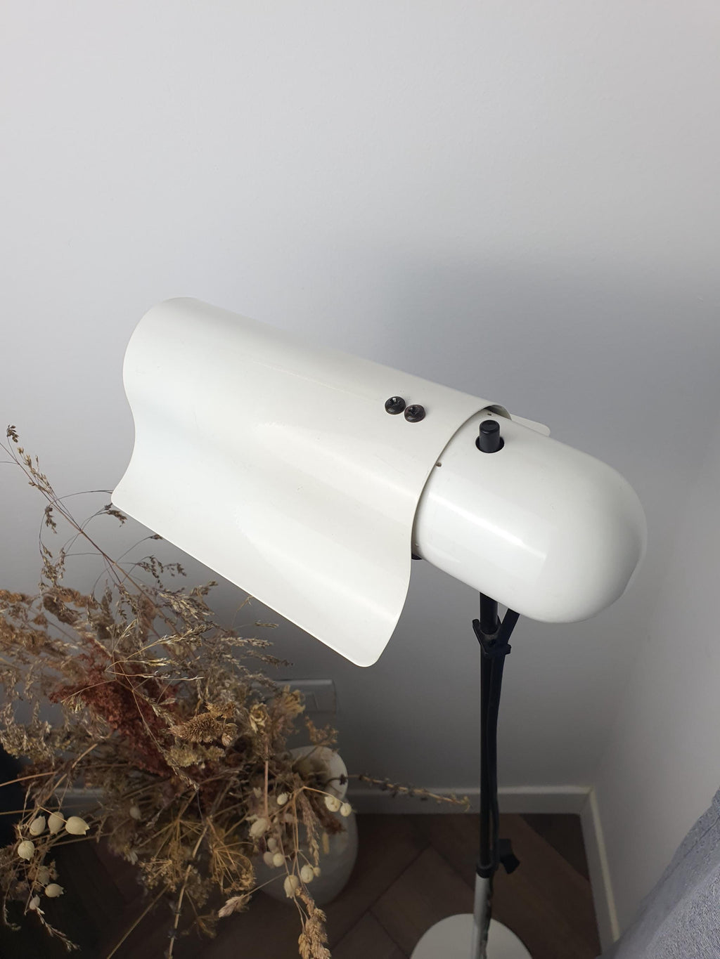 Telescopic height-adjustment mechanism detail, vintage Italian white metal swing visor floor lamp, 1970s
