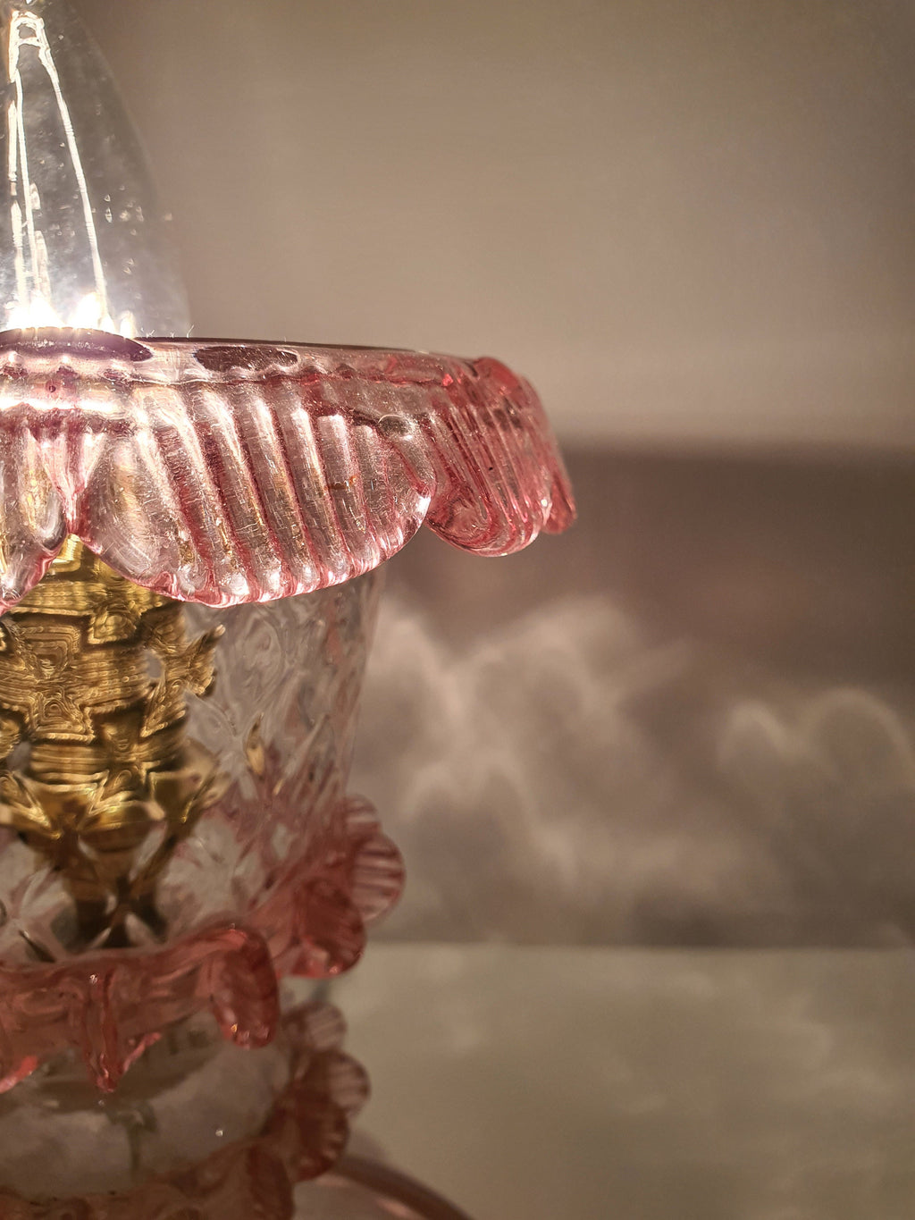 Vintage Murano Glass Tulip Table Lamp – 1970s Pink Floral Bedside Light