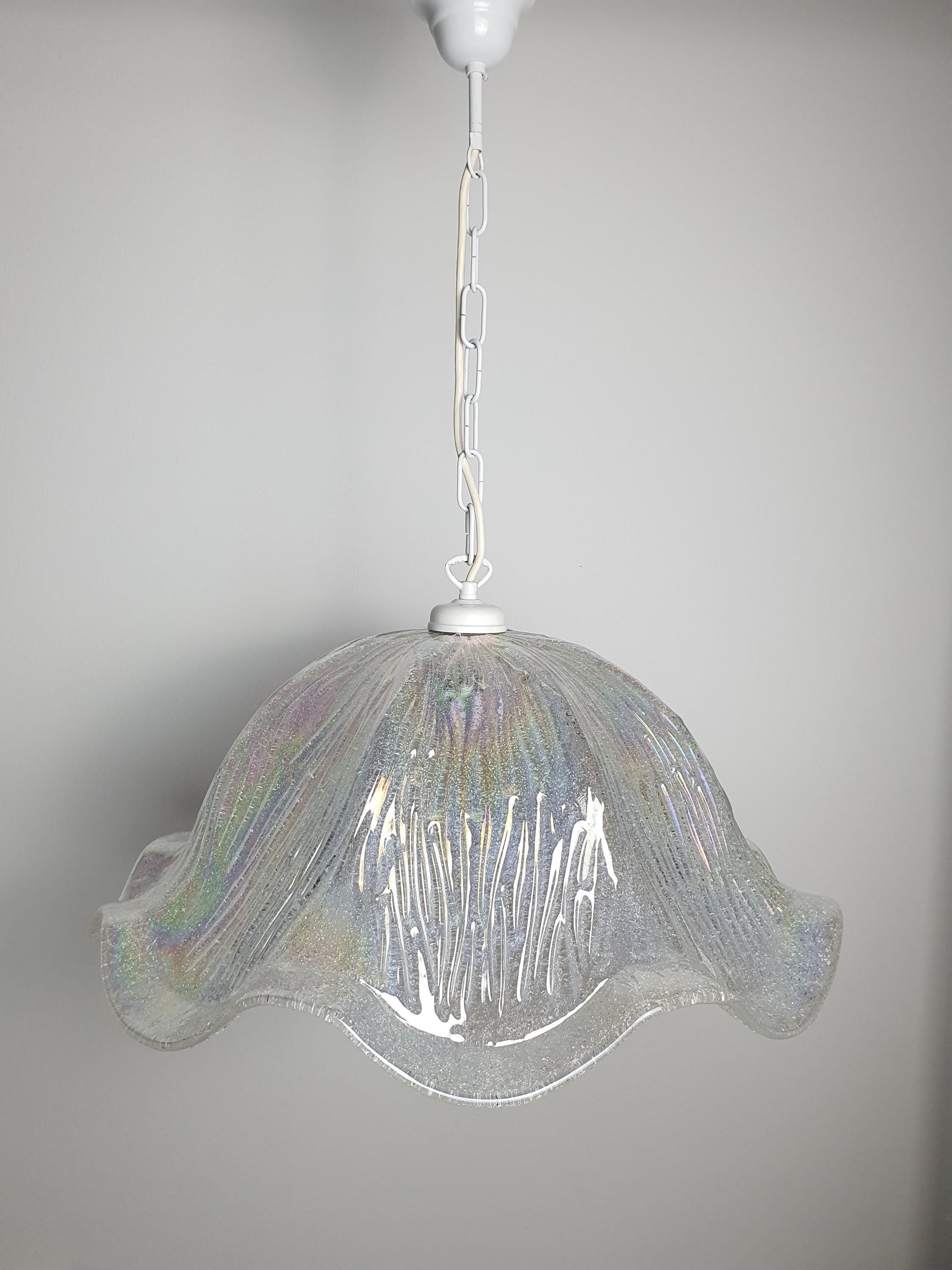 Murano glass Fazzoletto tulip pendant side profile, flowing organic edges, iridescent exterior, white ceiling canopy