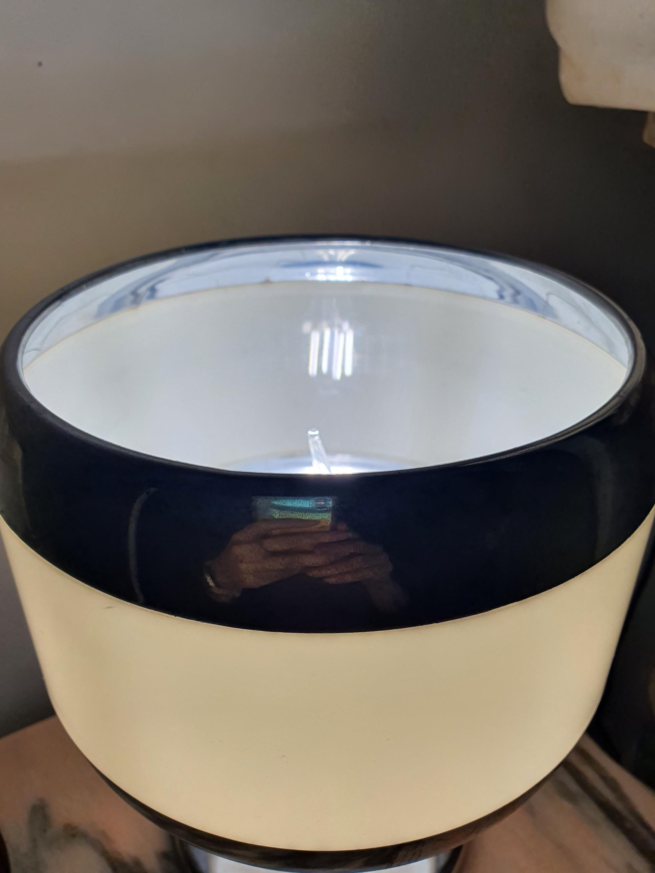 Vintage 1970s Italian Space Age table lamp front view, beige ABS body, chrome details, opalescent PMMA diffuser, 20cm wide