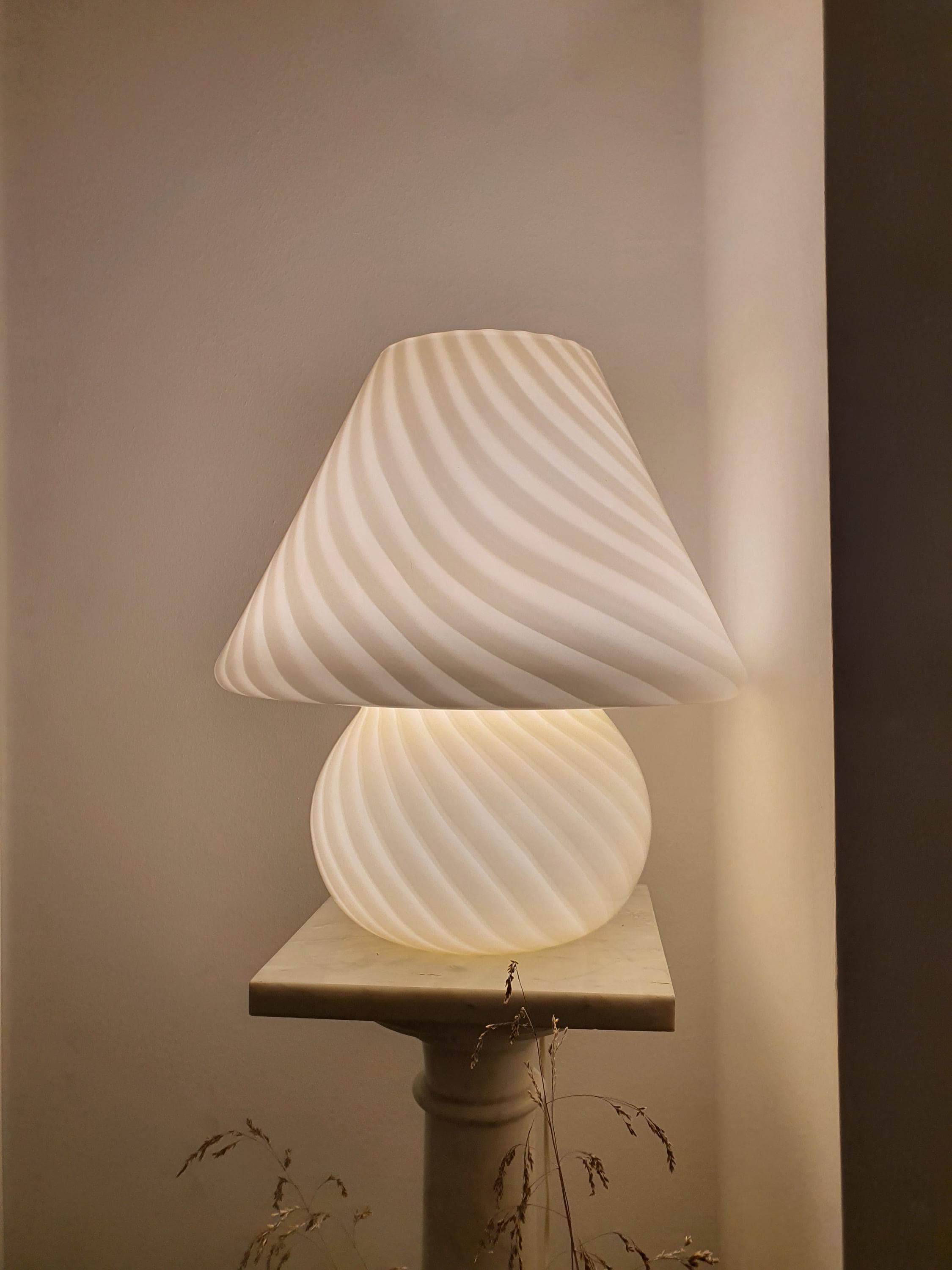 Large Murano Glass Mushroom Table Lamp 1970s Beige Candy Swirl Italian