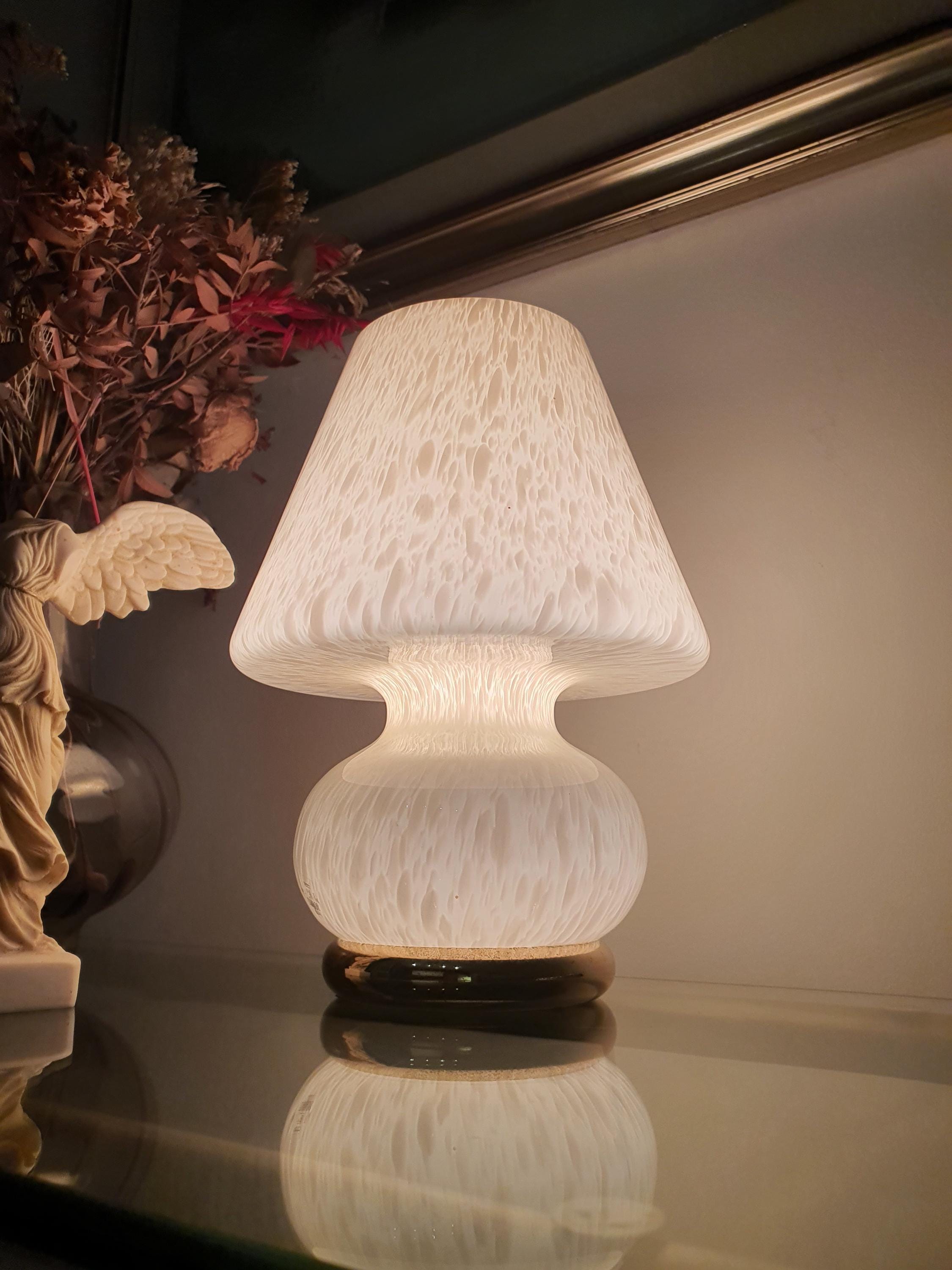 Vintage Murano Glass Mushroom Lamp: Mid-Century Modern Beige Bedside Light