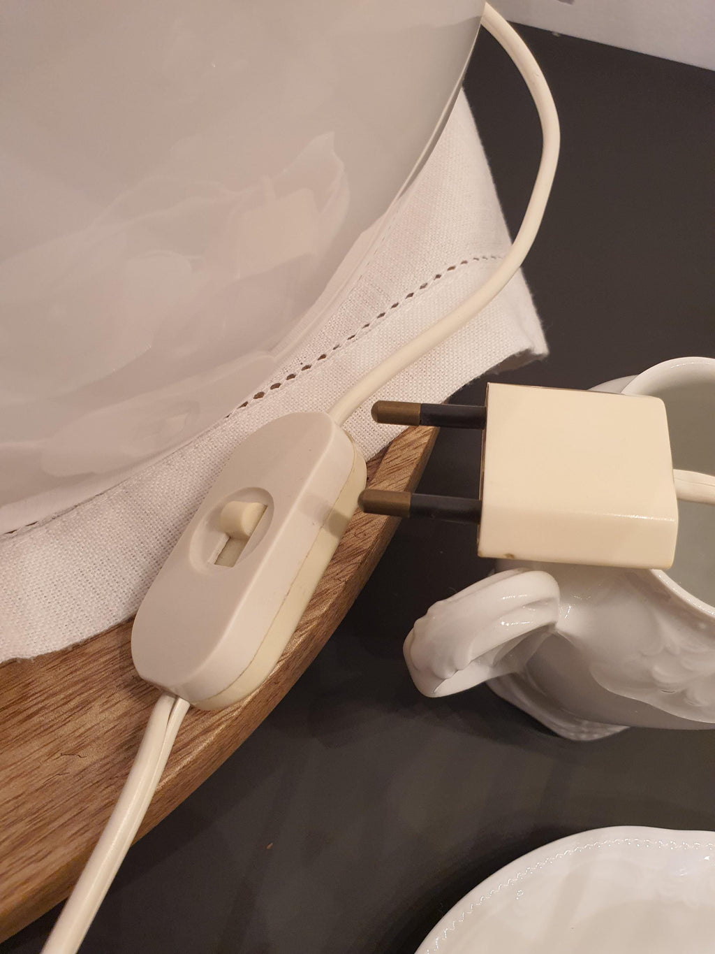 大型1970年代穆拉诺玻璃蘑菇台灯 白色旋纹 意大利复古灯具