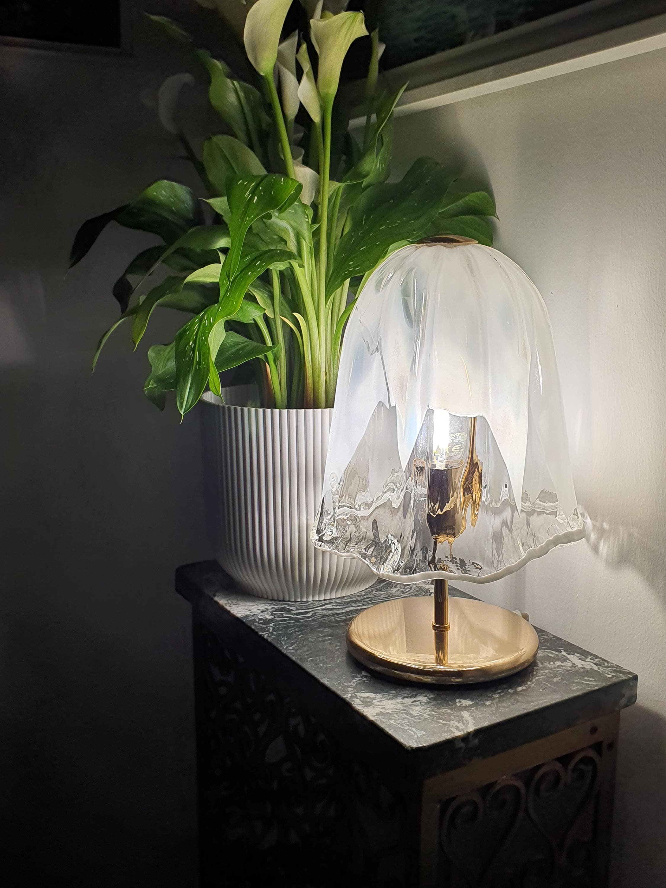 La Murrina Vintage Murano Glass White & Clear Floral Bedside Lamp