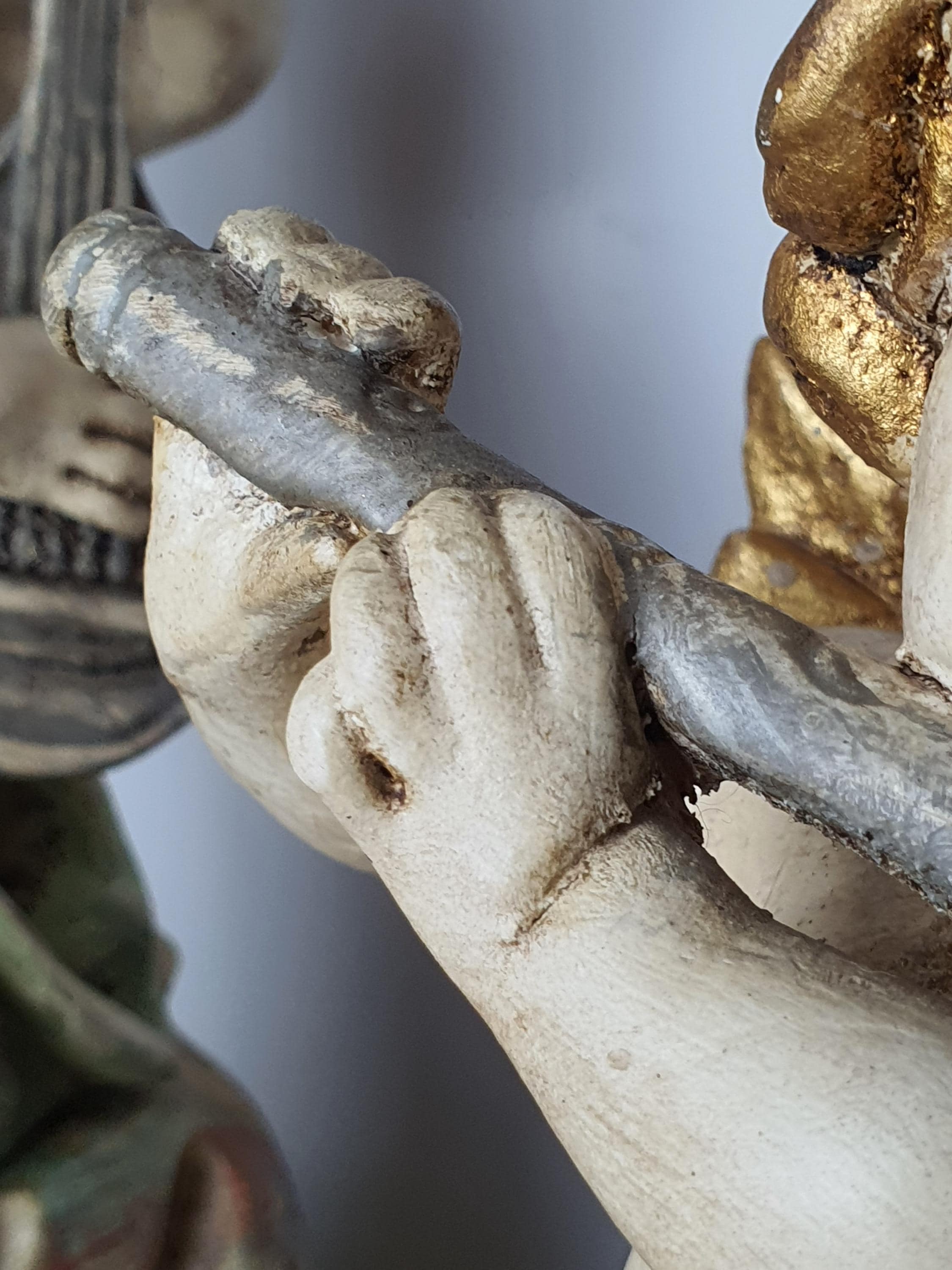 Florentine cherub angel table lamp front view, hand-painted wooden figure with musical instrument, gold details