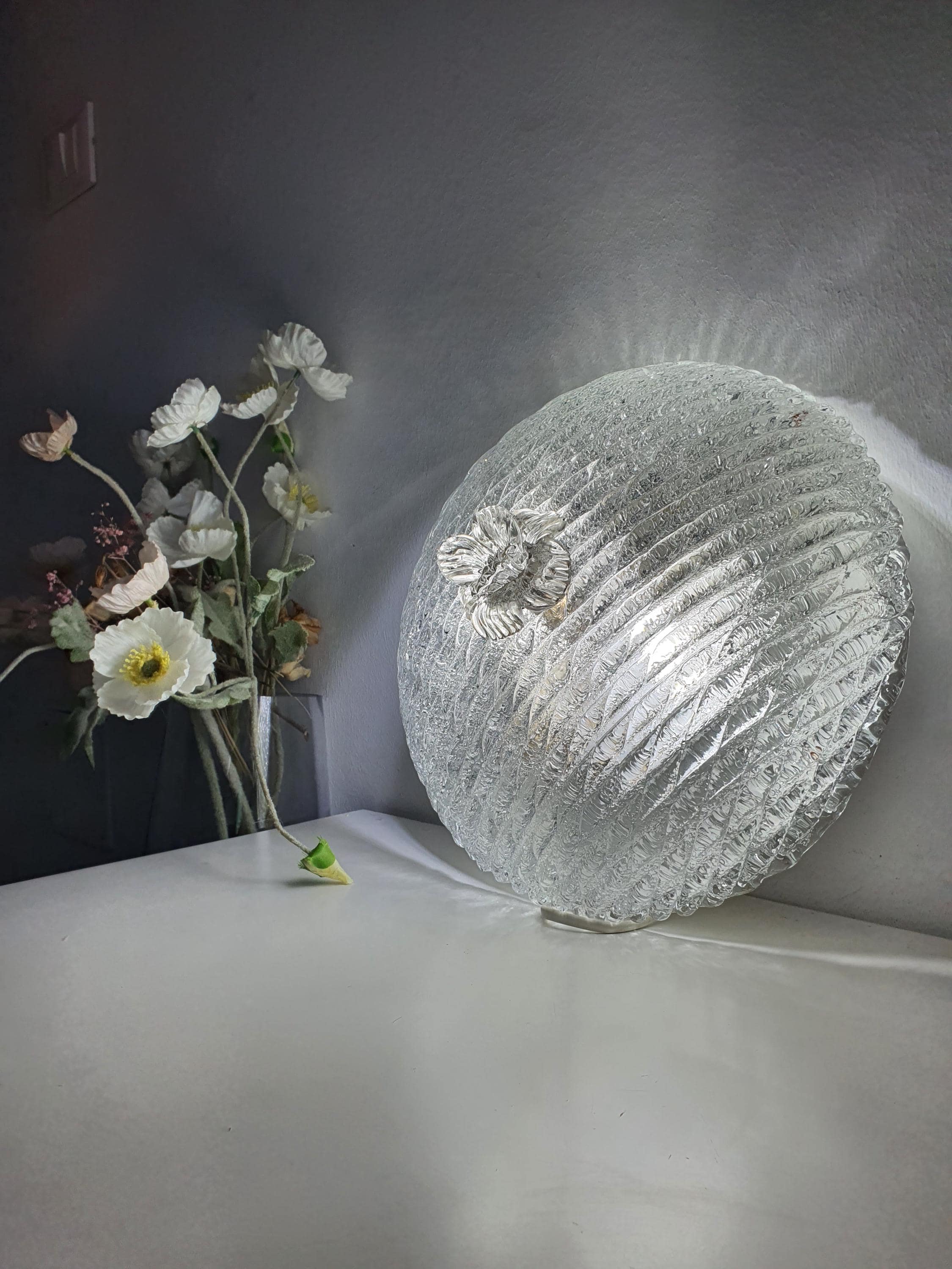 Vintage Murano ribbed shell flush mount unlit, showing shell silhouette, thick ribbed iced glass and floral crown