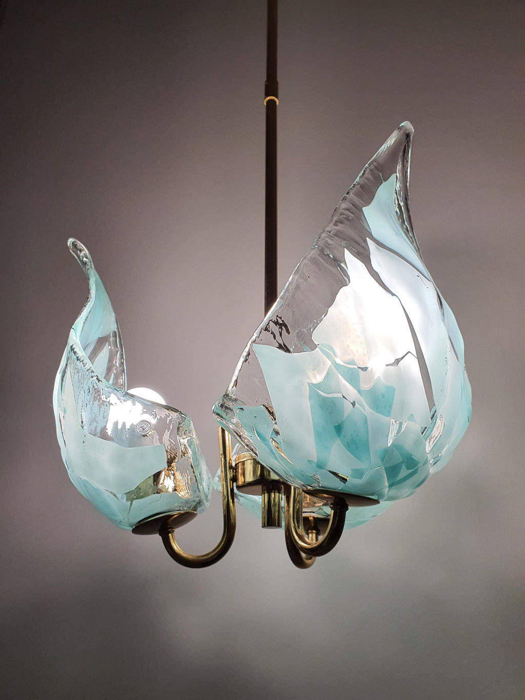 La Murrina 3-Arm Murano Glass Chandelier – Clear & Tiffany Blue on Golden Base