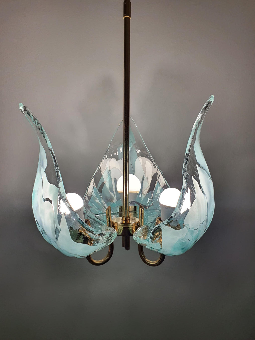 La Murrina 3-Arm Murano Glass Chandelier – Clear & Tiffany Blue on Golden Base