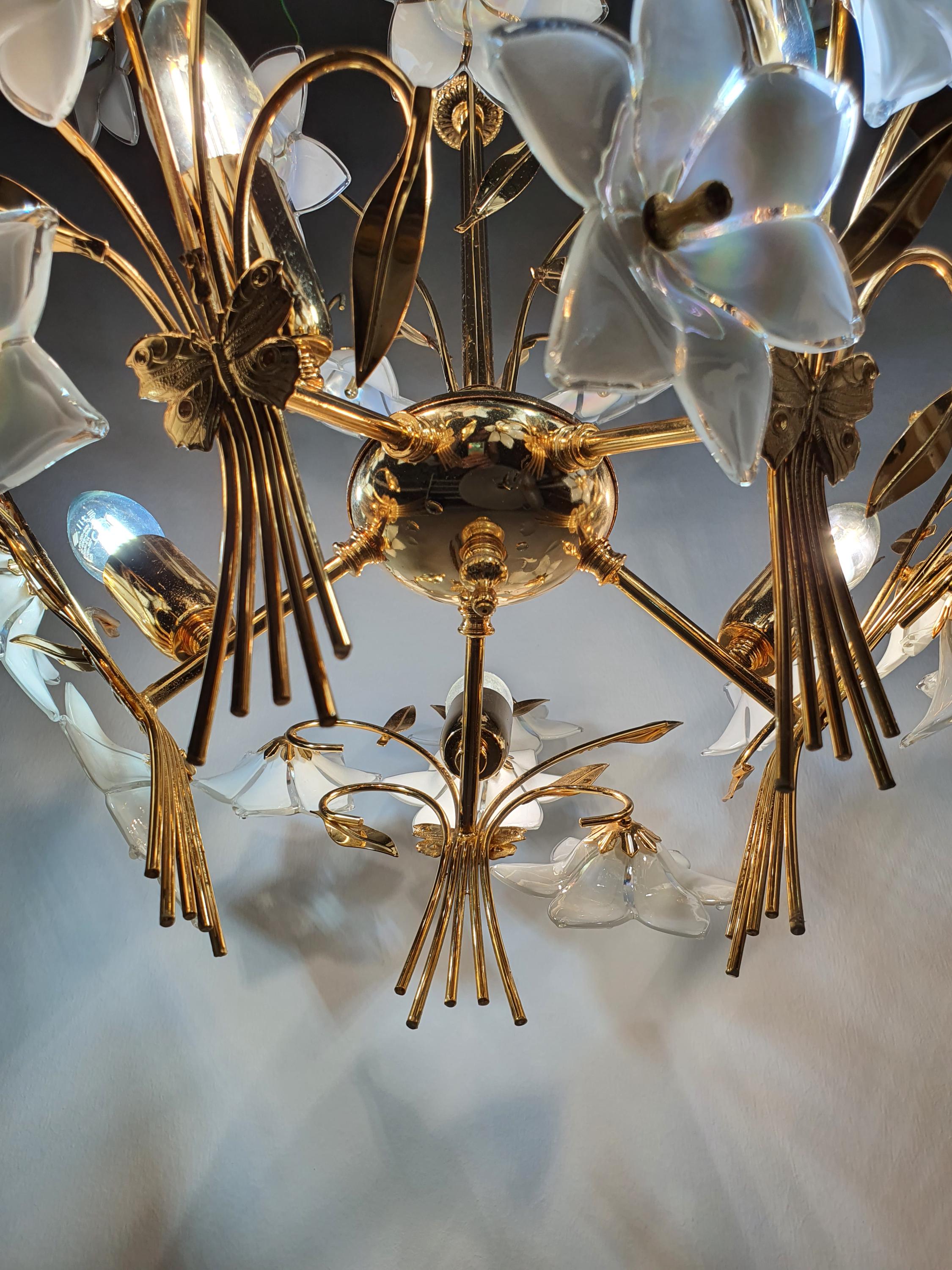 Underside view of vintage Murano glass floral bouquet chandelier, five E14 sockets hidden among white flowers