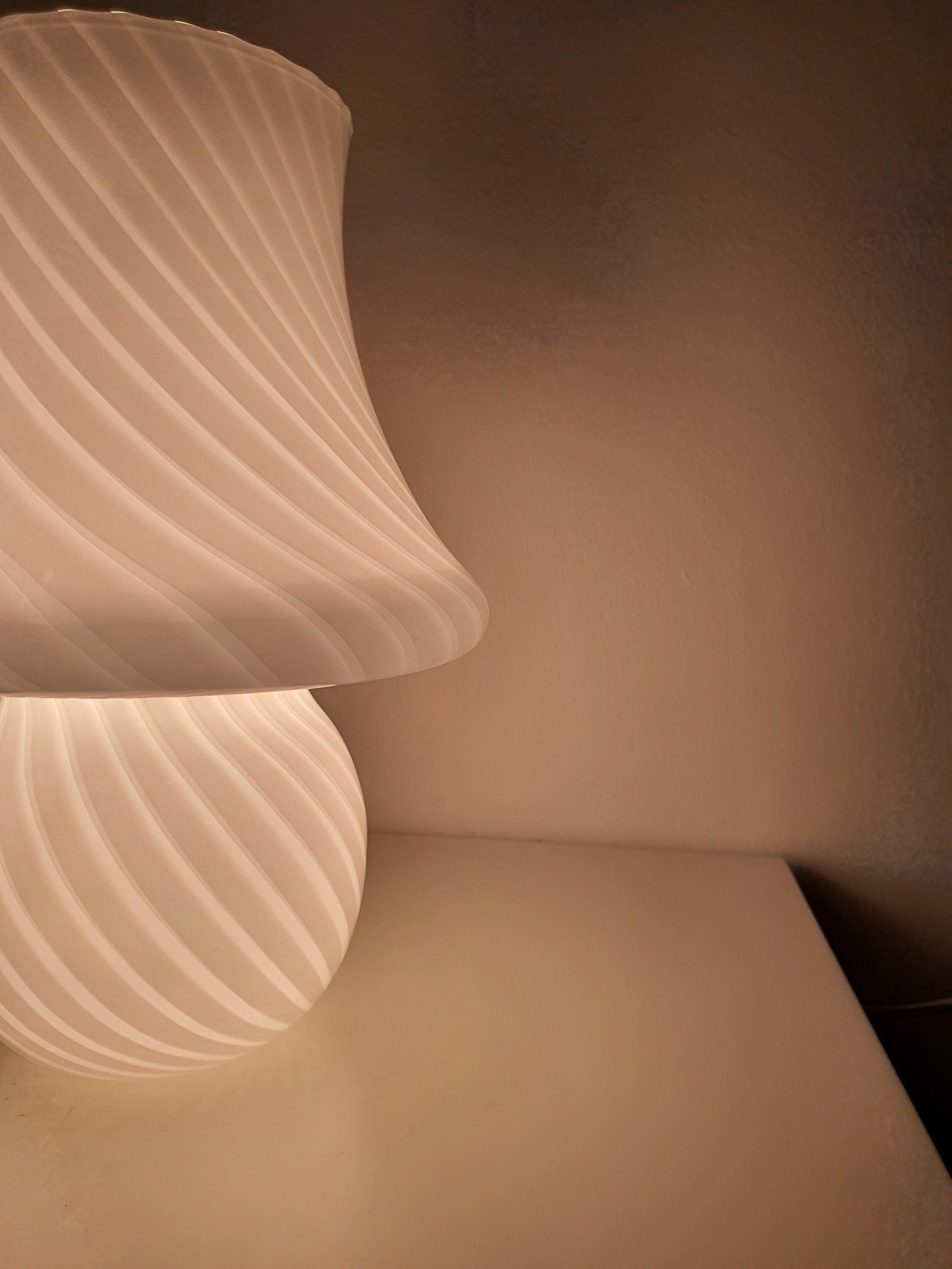 XL White Swirl Murano Glass Mushroom Lamp - 1970s Mid-Century Modern