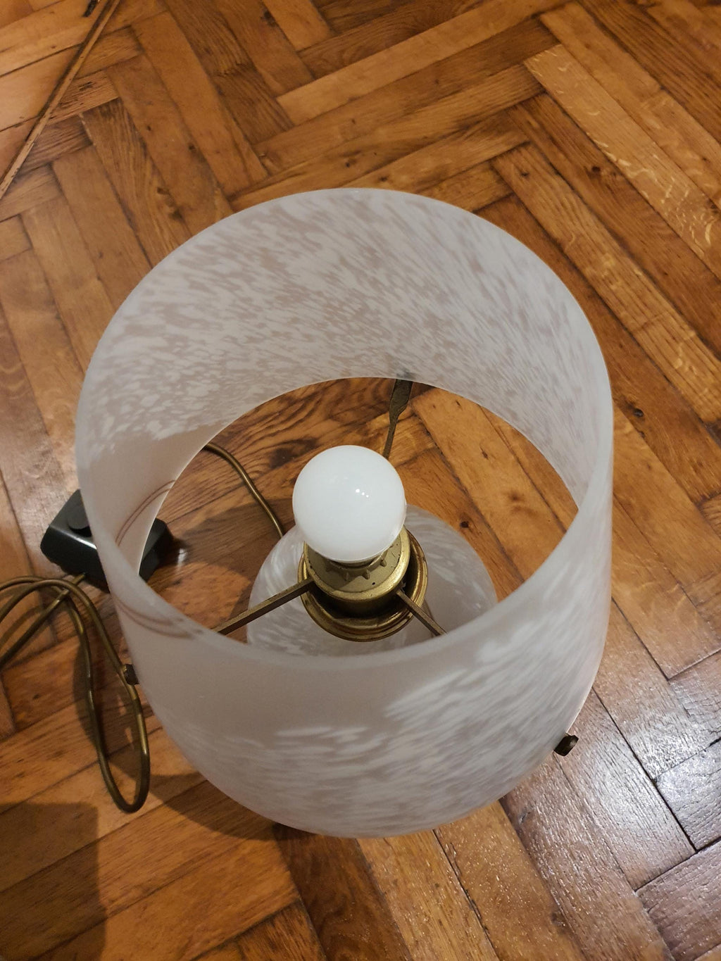 Murano Glass Mushroom Desk Lamp: White Swirl Vintage Table Light