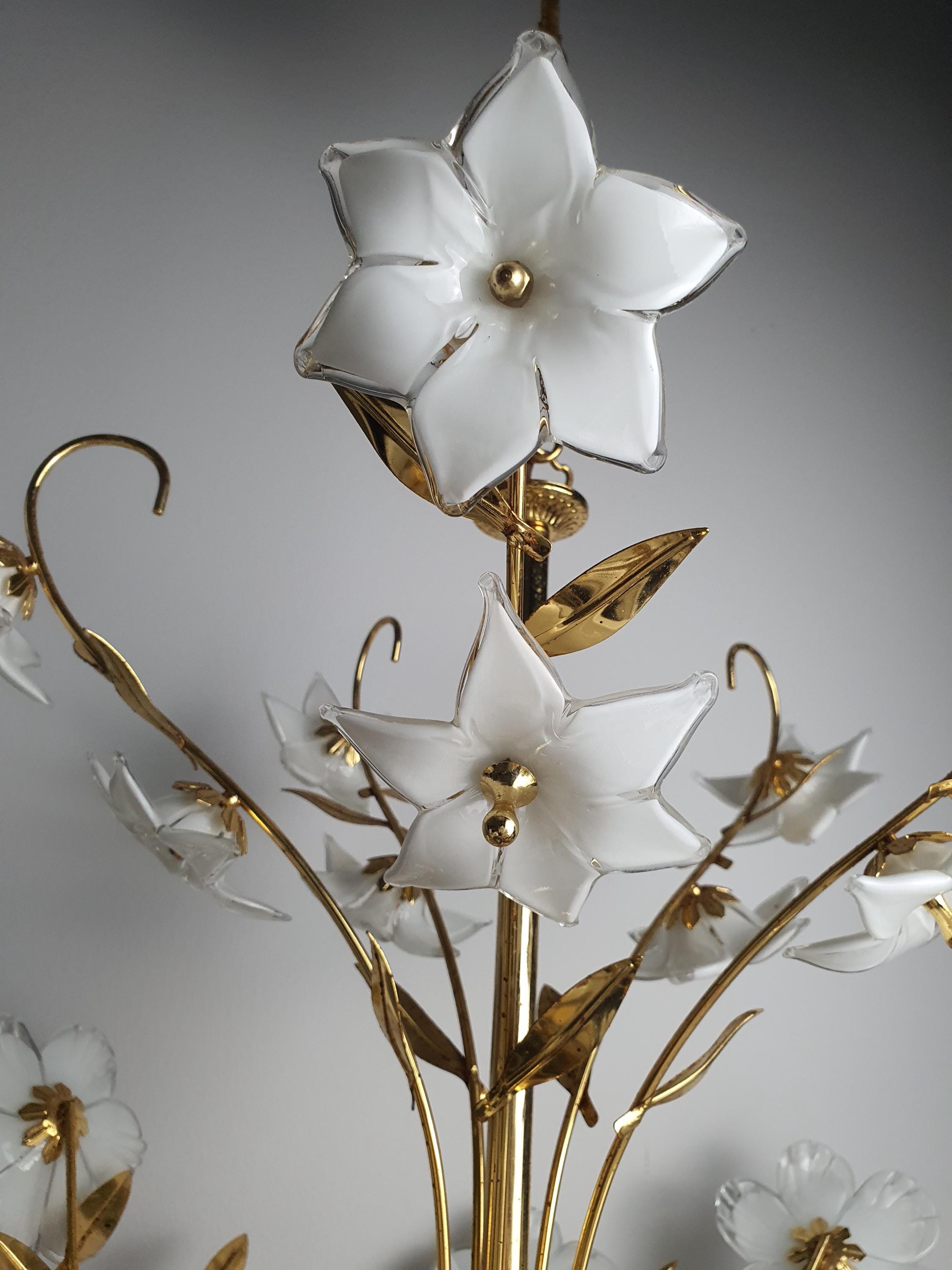Vintage 1980s Murano floral chandelier side profile, showing 54cm height and large 57cm glass flower composition